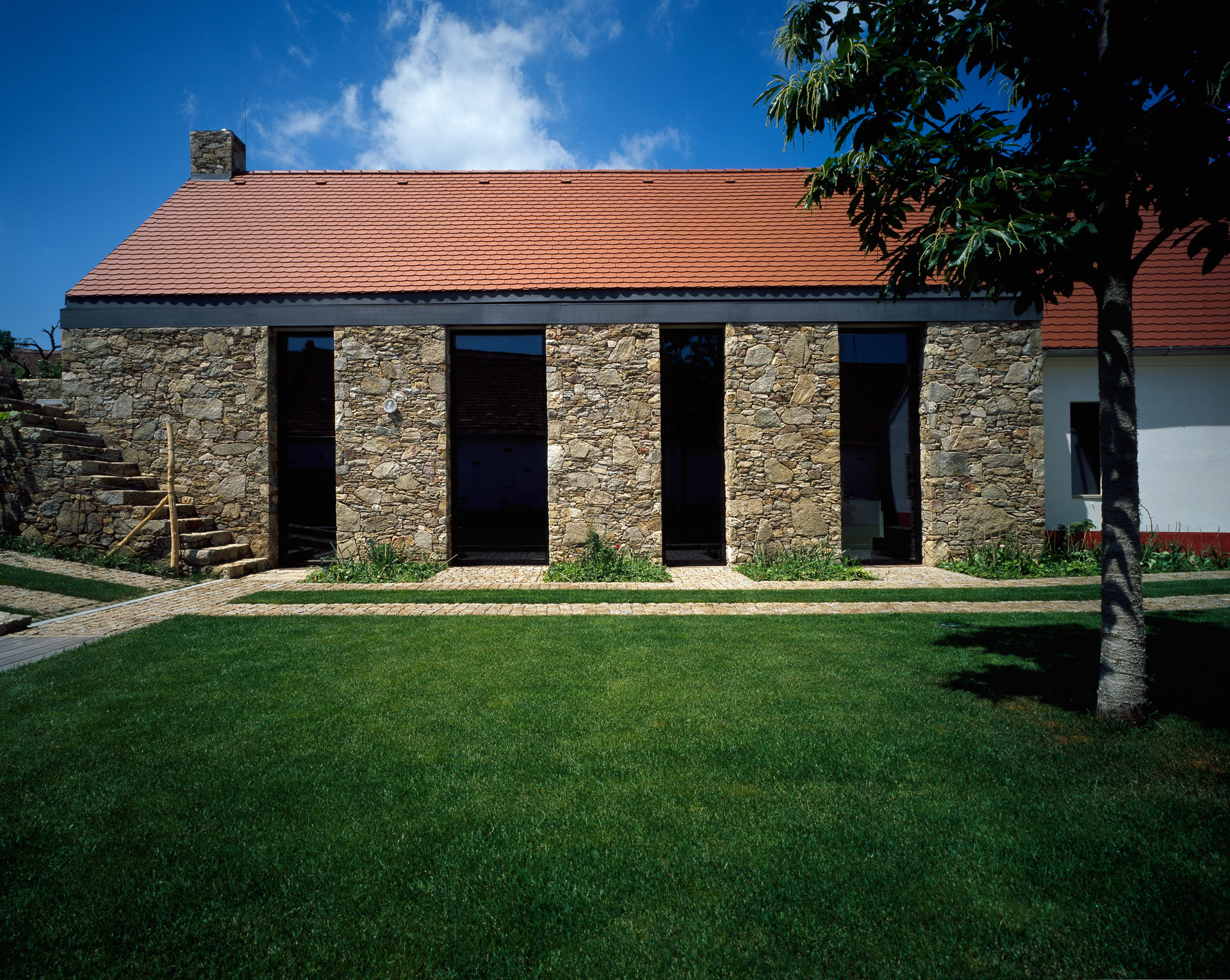 Reconstruction of a Rural Home, Šatov