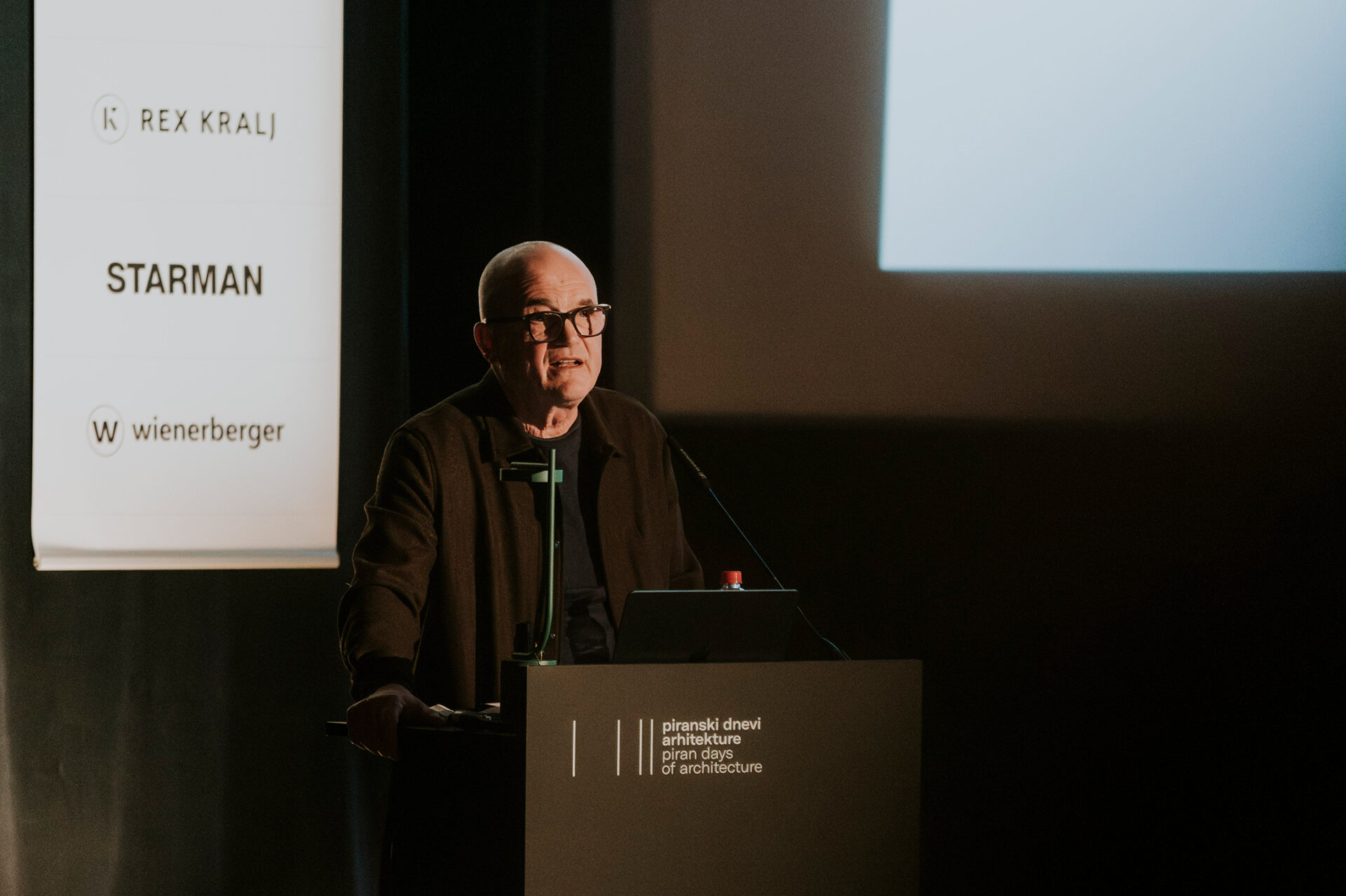Petr Pelčák jako porotce a přednášející na 42.ročníku dnů architektury ve Slovinsku v Piranu